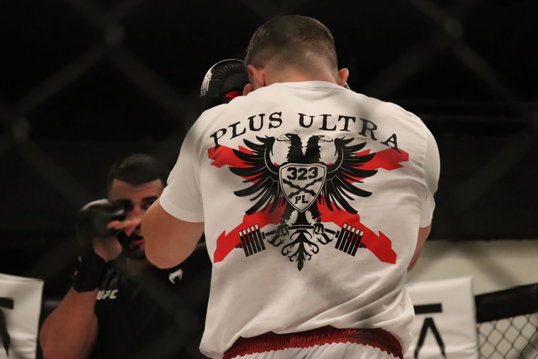 CAMISETA PLUS ULTRA BLANCA - Imagen 2